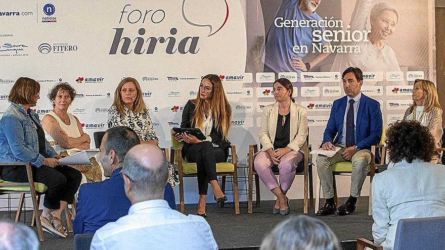 Tertulia en foro Hiria de Diario de Noticias sobre la generación sénior